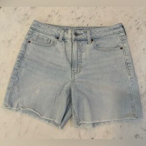 Old Navy OG Straight Light Wash Jean Shorts